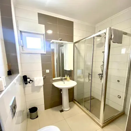 Apartments Domane Nenad Neum Exterior photo