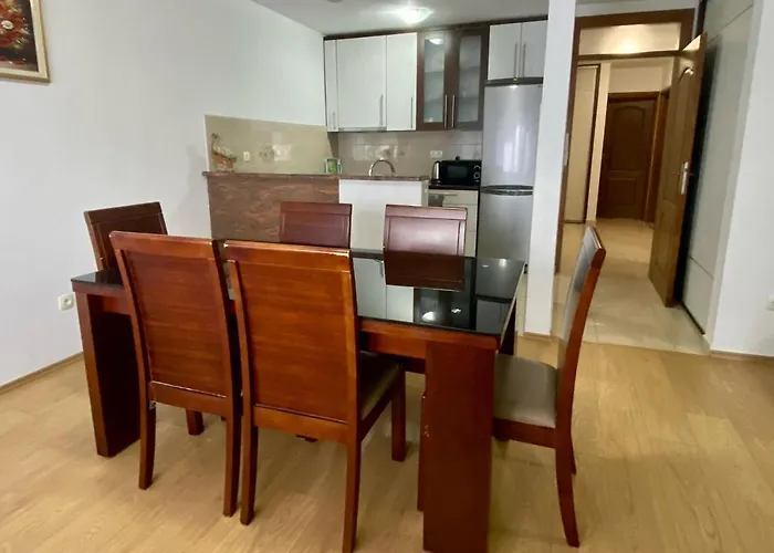 Apartments Domane Nenad